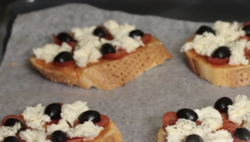 Sandwich “Mini Pizza” step 4
