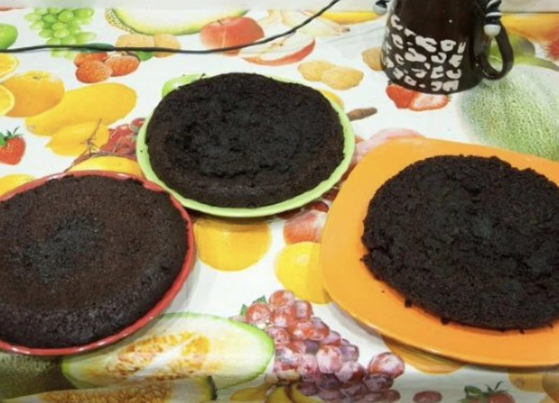 Chocolate Sponge Cake in a Slow Cooker with Sour Cream step 8