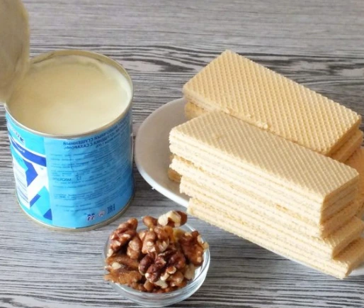 Sweets With Waffle Chips step 1