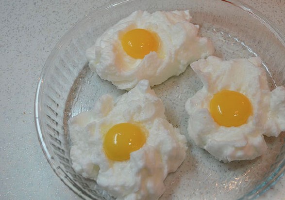 Eggs in the Clouds step 2