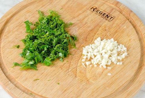 Kebab from Zucchini and Chicken Meatballs in the Oven step 4