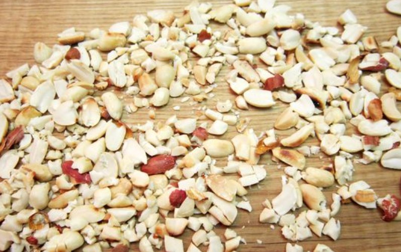 Millet Porridge with Cottage Cheese, Peanuts and Raisins step 8