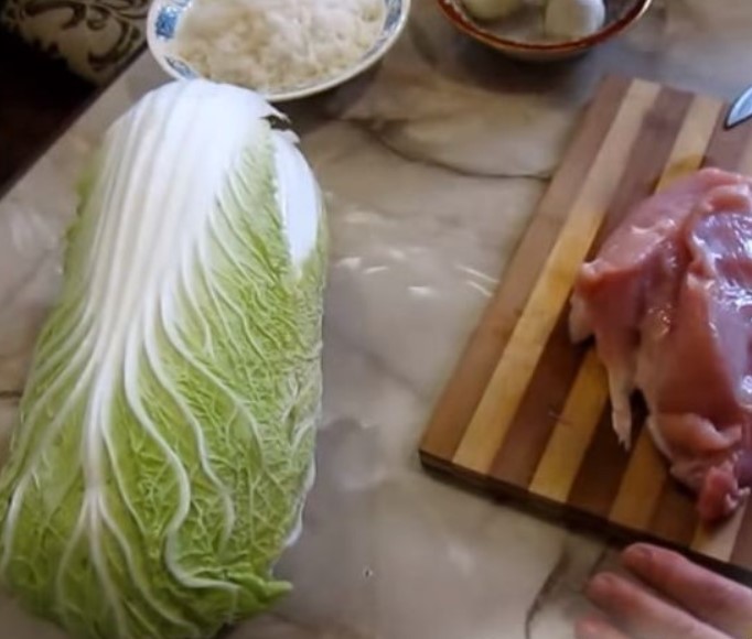 Peking Cabbage Stuffed Cabbage with Minced Turkey and Rice step 1