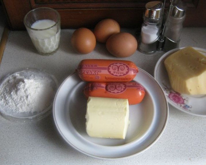 Omelet in the Microwave step 1