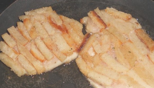 Chicken Schnitzel in Breadcrumbs step 11