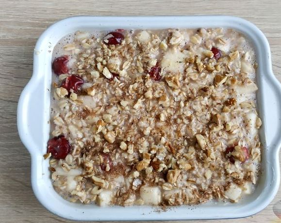 Oatmeal Casserole with Apple, Cherry and Walnuts step 6