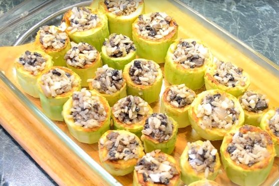 Zucchini Stuffed with Mushrooms and Rice step 9
