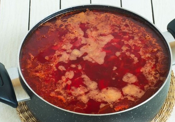 Lenten Borscht with Canned Green Peas step 6