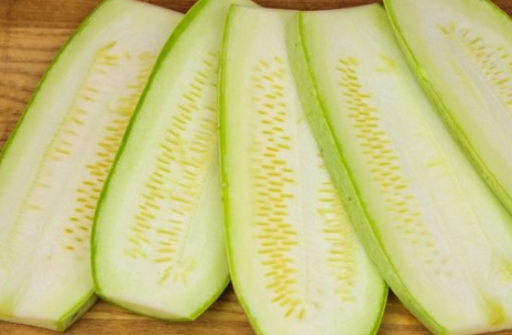 Zucchini Rolls with Cream Cheese step 1