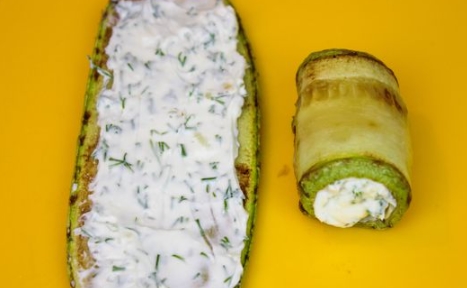 Zucchini Rolls with Cream Cheese step 5
