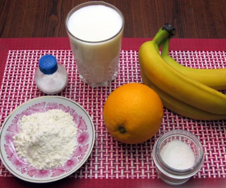 Milk “Soup” with Bananas and Orange Zest step 1