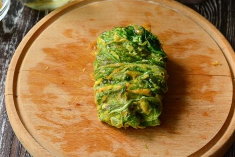 Peking Cabbage Rolls with Tomatoes and Cheese step 6