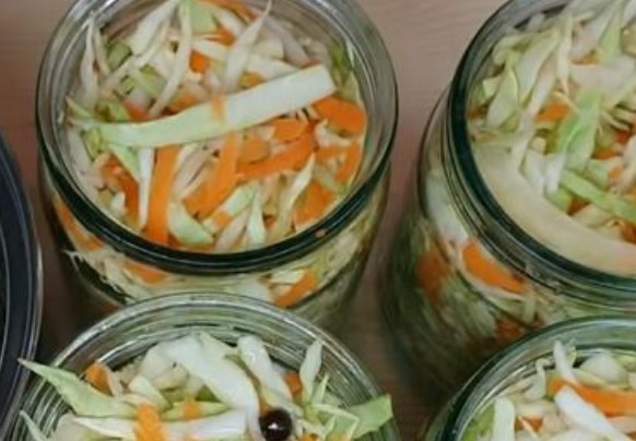 Pickled Cabbage with Garlic step 8