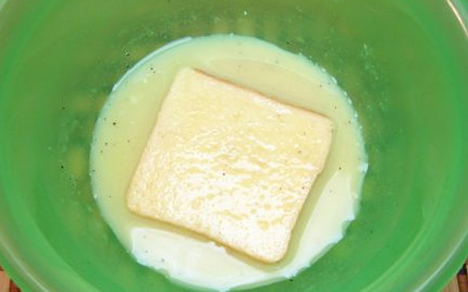 Sandwich in a Cheese “Coat” with Ham (in a Frying Pan) step 7
