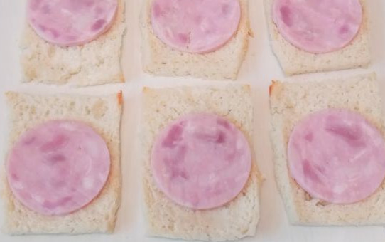Hot Rolls with Ham and Cheese step 2