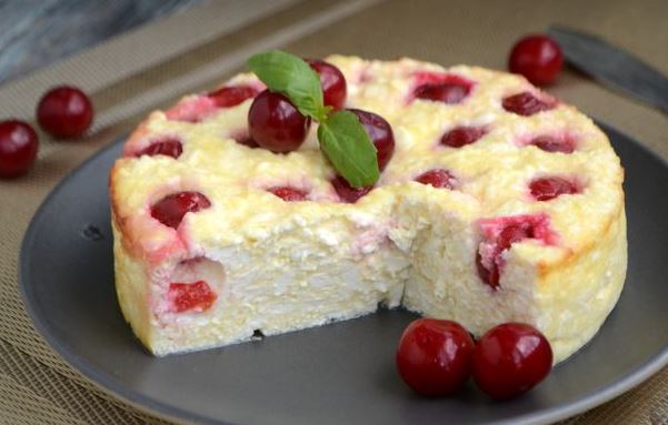 Cottage Cheese Casserole with Semolina and Cherries (no Flour) step 10