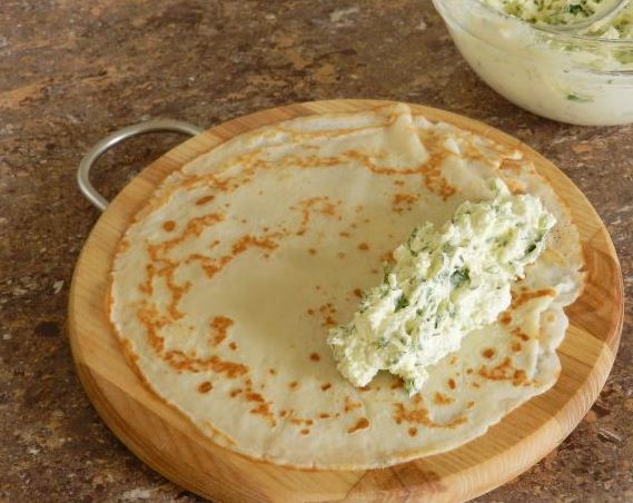 Pancake Cannelloni with Cottage Cheese and pinach step 3