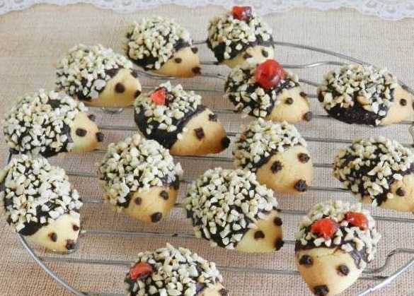 Cookies “Hedgehogs” step 13