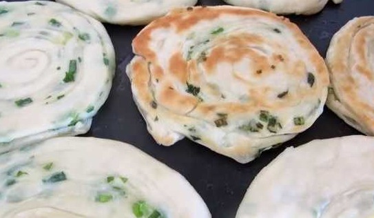 Chinese Puff Pastry with Green Onions step 14