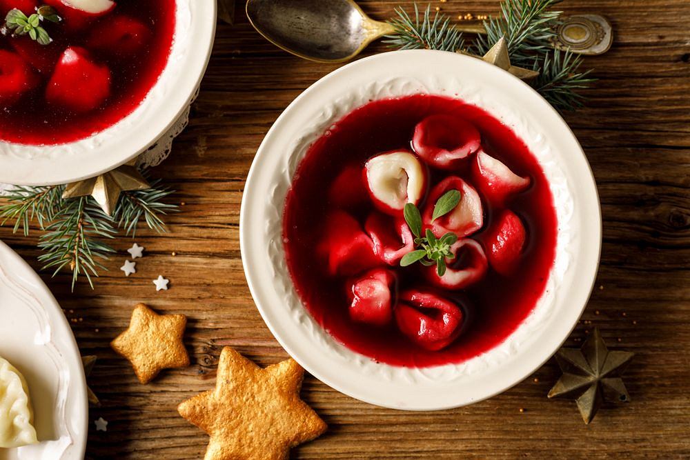 Beetroot soup – red borscht (Barszcz czerwony)
