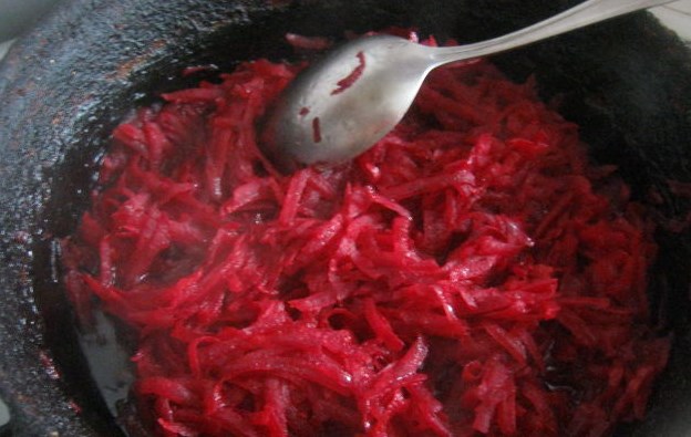 Borscht “Red-Beautiful” with Chicken step 5
