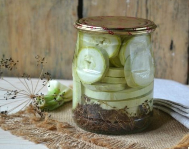 Pickled Zucchini for the Winter