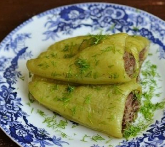 Stuffed Peppers (Simple Recipe)