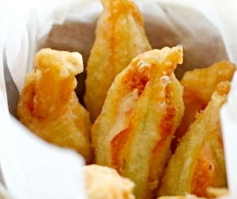 Fried Zucchini Flowers with Cheese