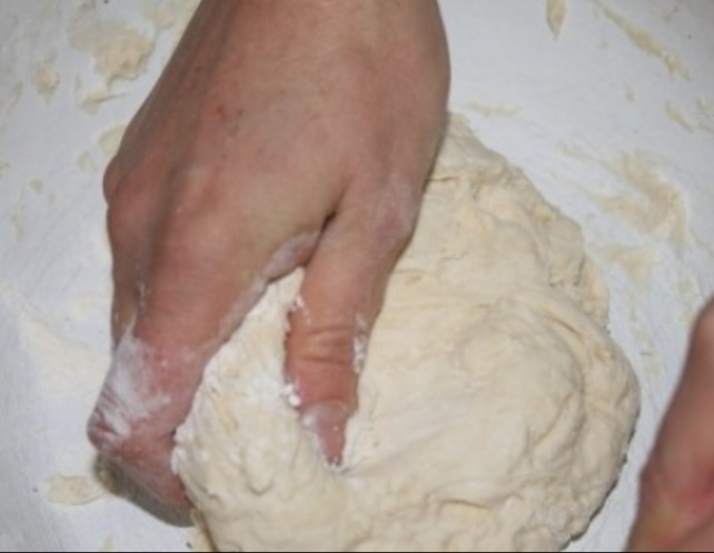 Quick Pizza Dough Without Yeast step 2