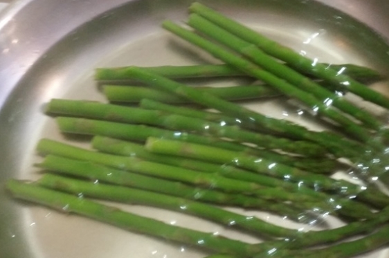 Asparagus Salad step 1