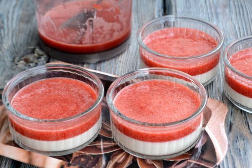 Sour Cream Strawberry Jelly step 10