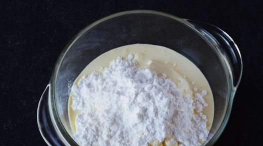Tiramisu with Cream step 2