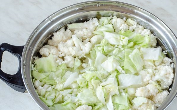 Stew of Cabbage, Sausage and Beans in Sour Cream Sauce step 5
