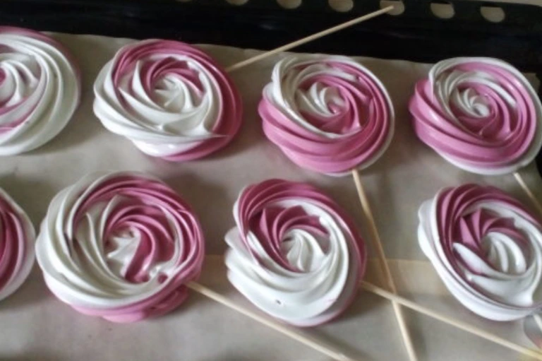 Meringue on a Stick step 9