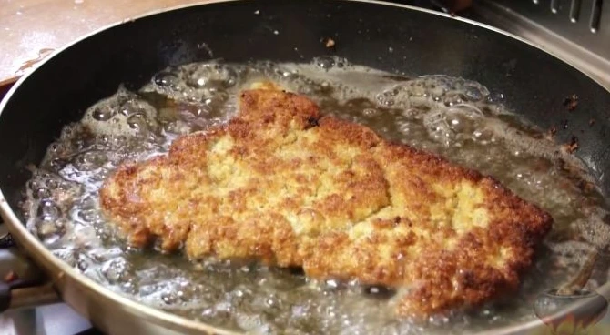 Wiener Schnitzel step 5