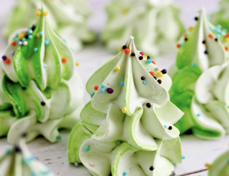 Meringue “Christmas Trees”