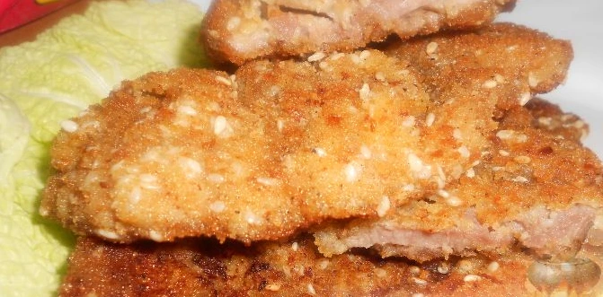 Pork Schnitzel (with Sesame Seeds)