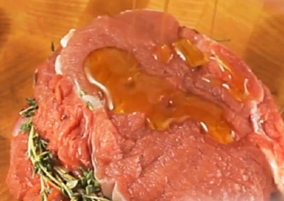 Veal Entrecote with Rosemary and Thyme step 1