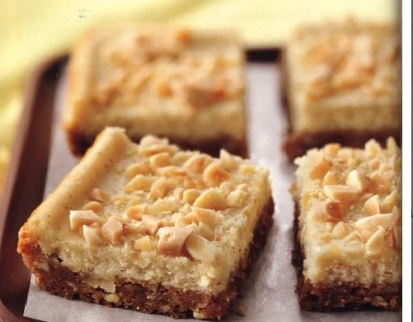 Cheesecake with Almonds and Spices