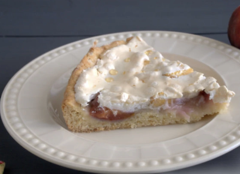 Peach and Meringue Pie