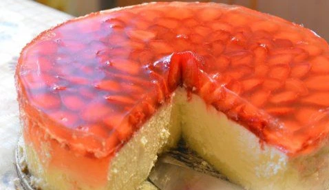 Curd Cheesecake with Strawberries