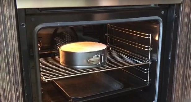 Curd Cheesecake with Adyghe Cheese and Black Currant step 20