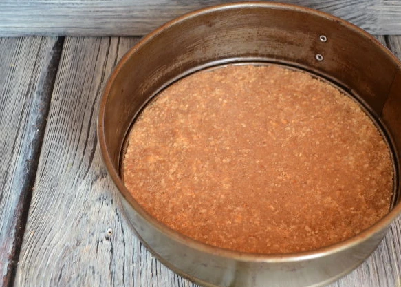 Strawberry Cheesecake with White Chocolate step 2