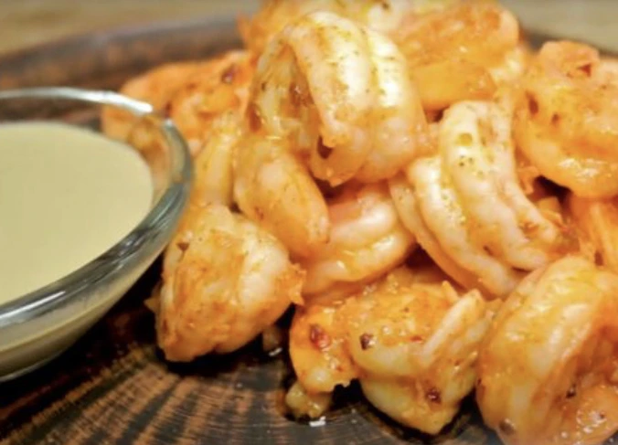 Spicy Fried Shrimps with Garlic (in Butter)