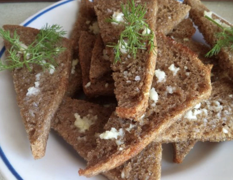 Rye Bread Croutons with Garlic step 9