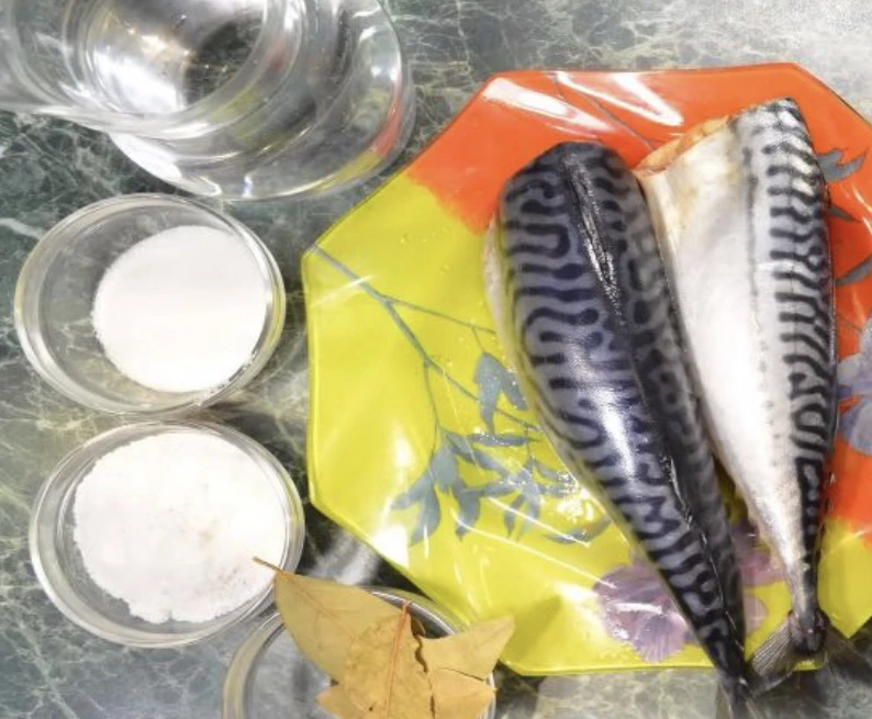 Lightly Salted Mackerel step 1
