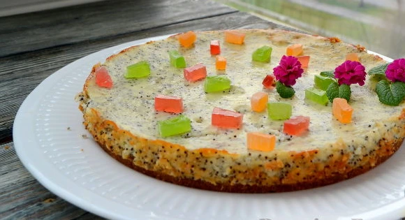 Cheesecake with Poppy Seeds and Marzipan