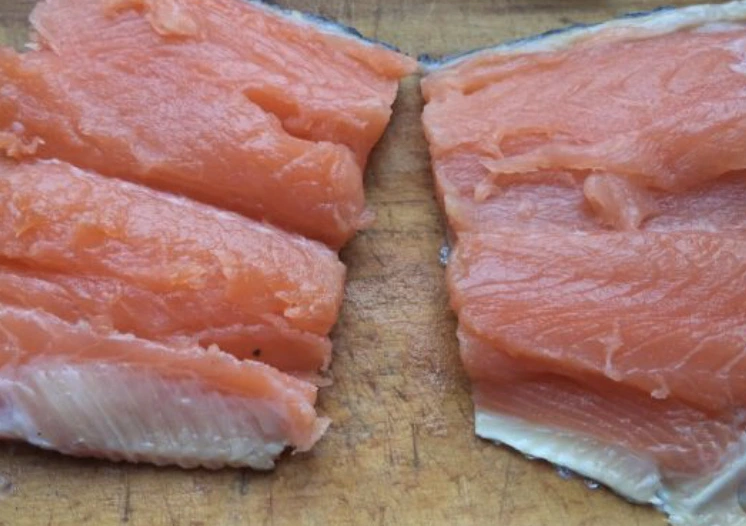 Salting Salmon (Chum Salmon, Pink Salmon) step 1