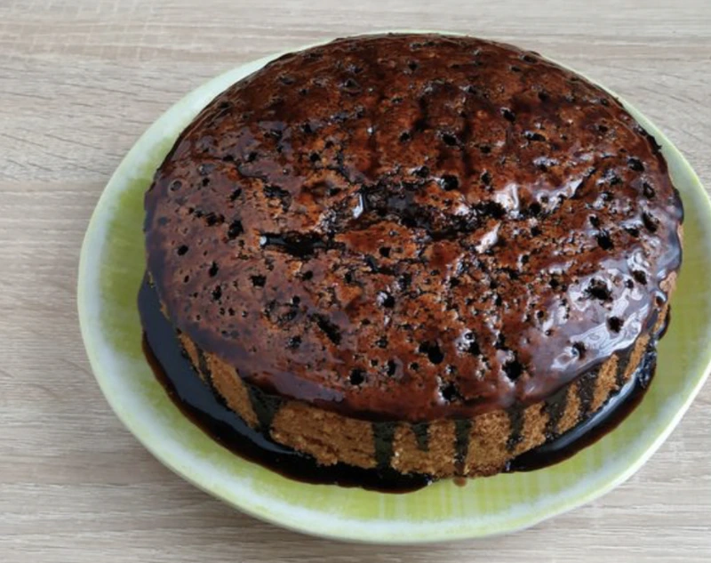 “Leaky” Biscuit with Chocolate Icing step 17