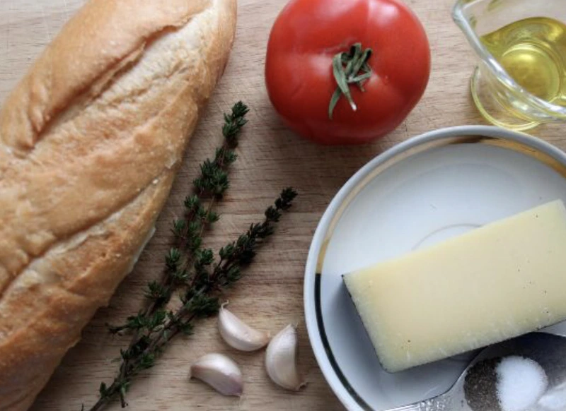 Hot Sandwiches with Cheese and Tomatoes step 1